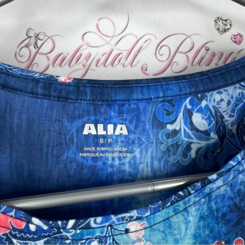 Alia shirt paisley print boho tie dye style water color  Floral Women's Blouse
